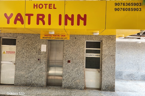 Hotel Yatri In