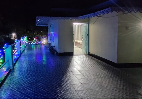 Sukhani Riverside Cottage