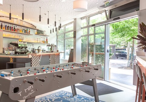 The People Paris Bercy