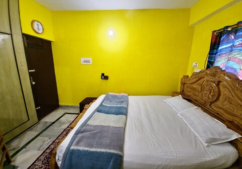 Clean and spacious room