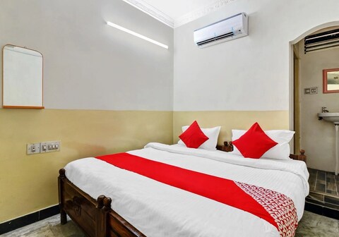 Hotel O A Guest House