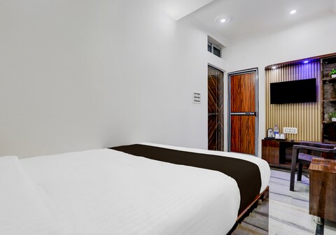 Hotel O PN Guest House
