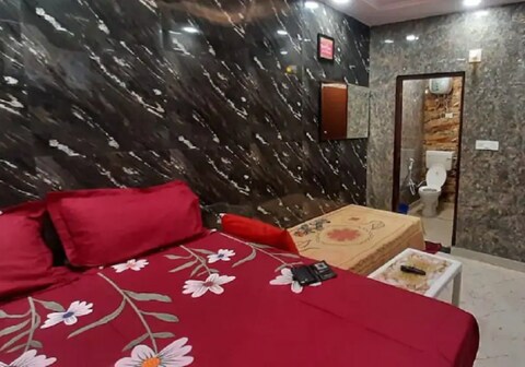 Couple Favourite Designer Room in Posh Lajpat Nagar
