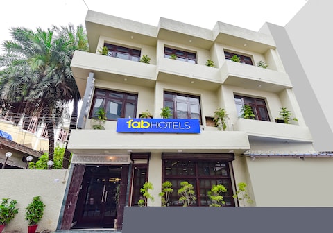 FabHotel Taj