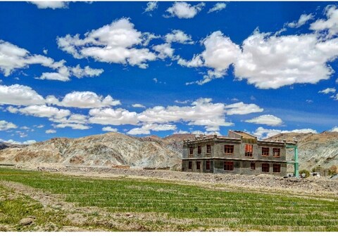 Cozinn A504 In Hanle