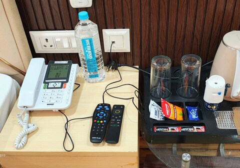 Hotel Lake View Grand