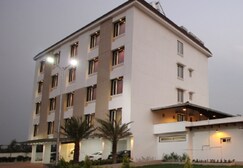 HOTEL MAJESTIQUE, Pune, Pune HOTEL MAJESTIQUE, Pune, Pune