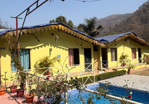 Alligatorr Campry Rishikesh