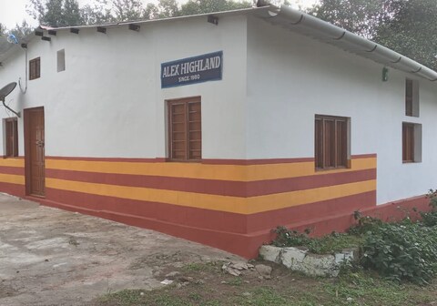 Highlanders Farm stay yercaud