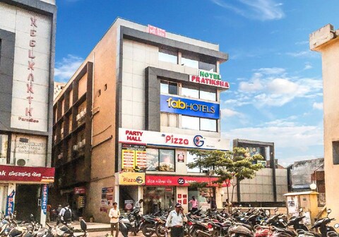 Hotel Pratiksha