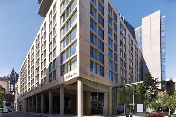 The Westminster London, Curio Collection by Hilton, London