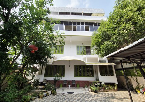 ALPANEST | 8Min from Guwahati Medical college and B Borooah Cancer Hospital