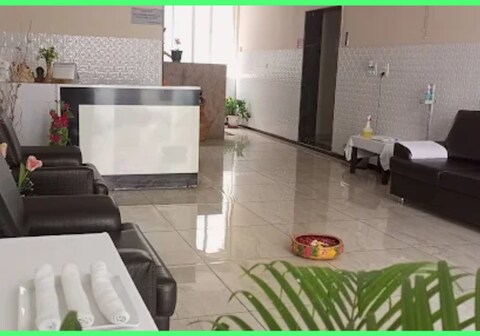 AVM Comforts Inn Bangalore