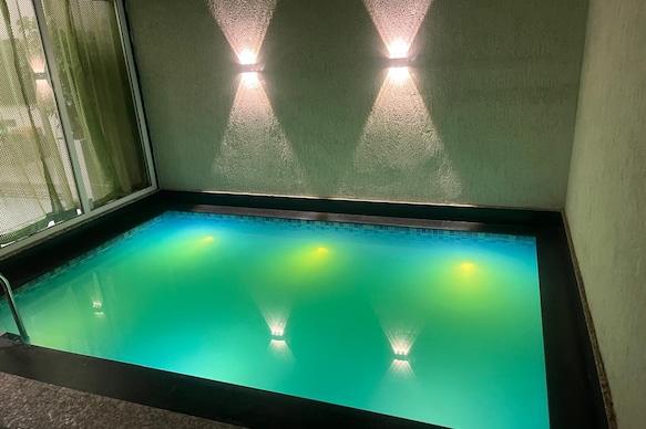 HOTEL PARI INN