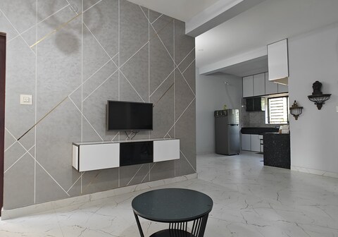 Sukruthi service apartment