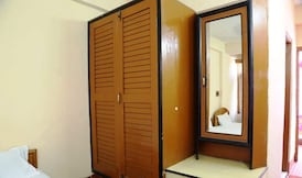Hotel Relax Inn srinagar, Srinagar Hotel Relax Inn srinagar, Srinagar