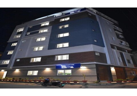 Symphony Suites Hotel