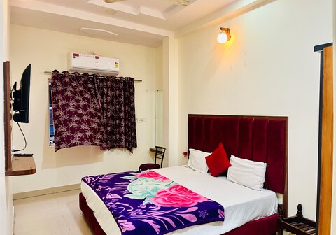 Sunshine M.P.Residency