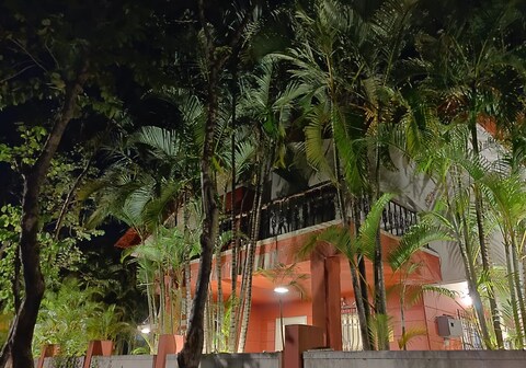 Sunstone Villa - 4 BHK with Pool & Canteen