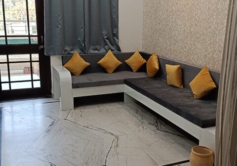 Staeg Joypur 2 bhk Fully Furnished