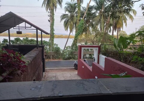 Casa De Julio - River View Rooms