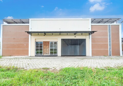 Hotel O Slawi Near Alun- Alu Slawi Formerly Boarding Inn