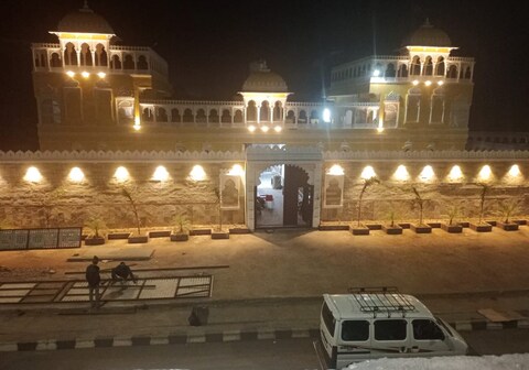 Shree Kathiyawadi Hotel