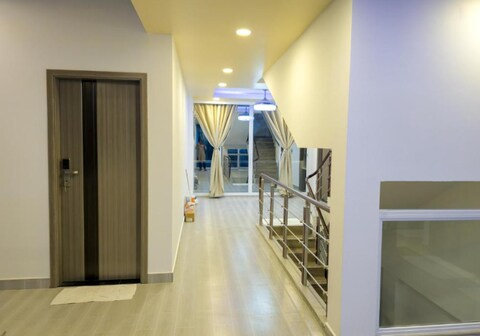Arora View