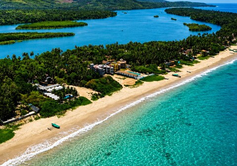 Ovee Resort