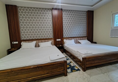 hotel shree palace