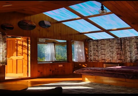 Ikigai | Twillight Glass Cabin with Jacuzzi