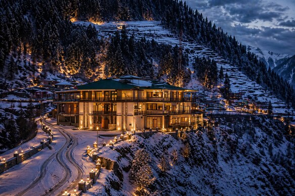 Shri Yamuna Divine Innn