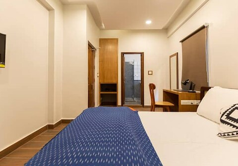 Chic micro Studios 1 by Handmade Homes in South Kolkata