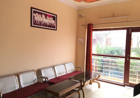 Kalyan Guest House