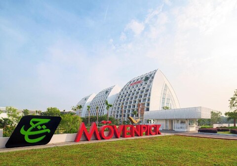Movenpick Hotel & Convention Centre Kuala Lumpur International Airport