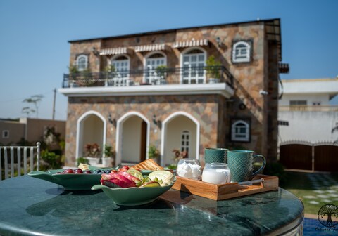 Oakwood Farms (7BHK)