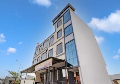 FUNDAY HOTEL & RESORTS