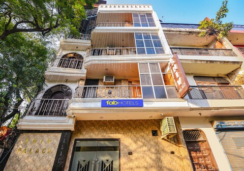 FabHotel Shiv Palace