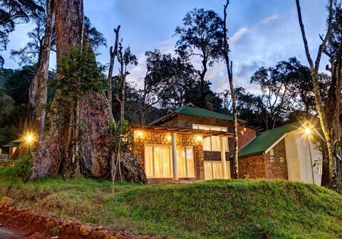 Neelakurunji Plantation Cottages & Restaurant