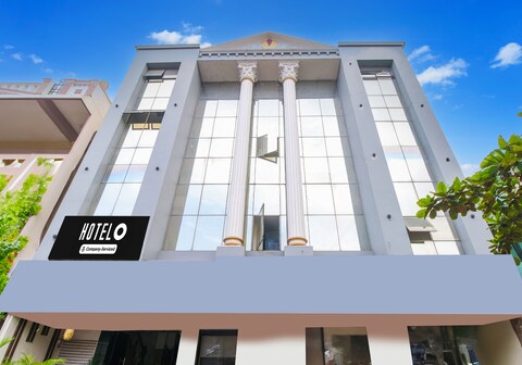 Super Hotel O Gurudwara Near RTC Complex