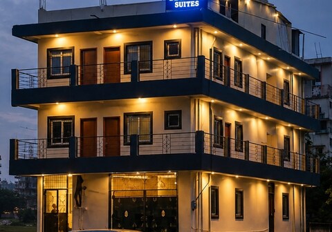 Hotel De Anmol Suites (Near Khelgaon , Ranchi)