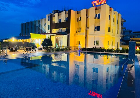 DIVINE HOTEL AND RESORTS