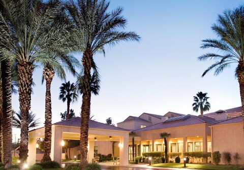 Courtyard by Marriott Las Vegas Convention Center