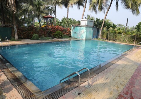 VASANTSHRUSHTI KRUSHI PARYATAN KENDRA