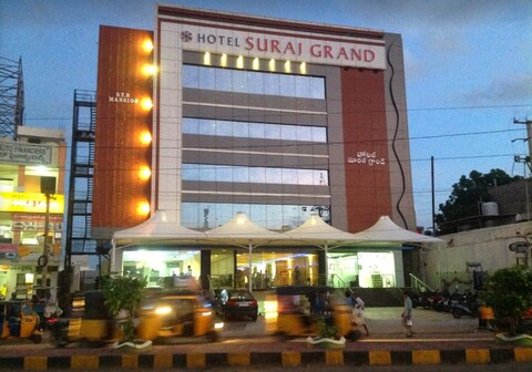 Hotel Suraj Grand