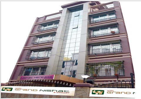 Hotel Grand Nishat & Banqet