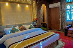 Savoy Group of Houseboats, Srinagar Savoy Group of Houseboats, Srinagar