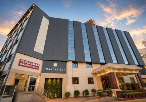 Chandra Inn