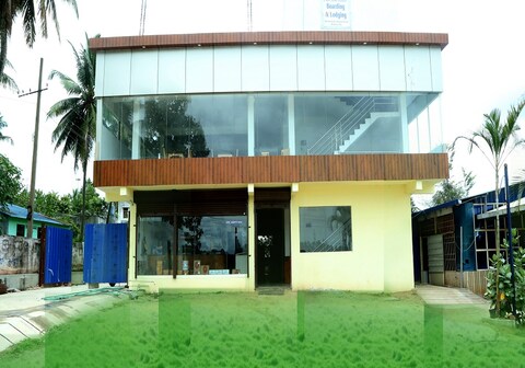 P S Hotel Bording and Lodging