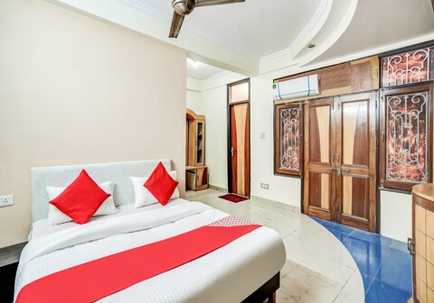 Hotel O R Stay